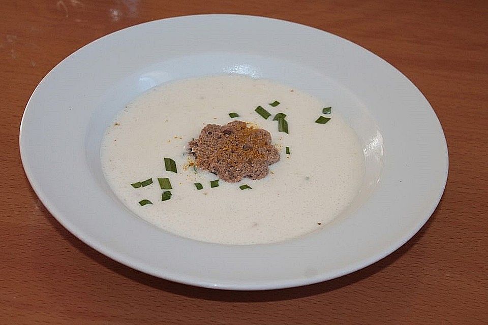 Knoblauchsuppe mit Sahne