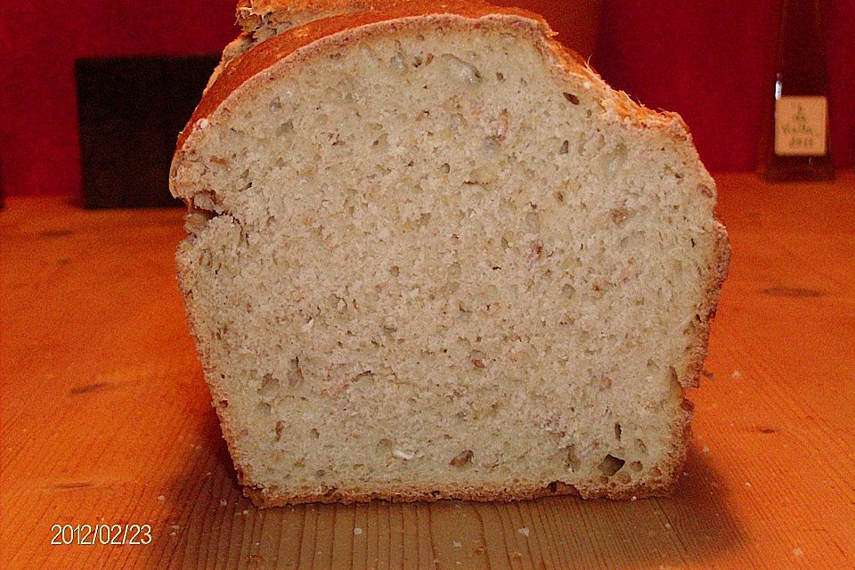 Haferflockenbrot mit Sauerteig