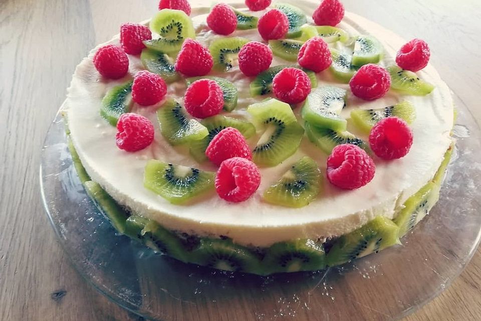 Frischkäse - Kiwi - Torte