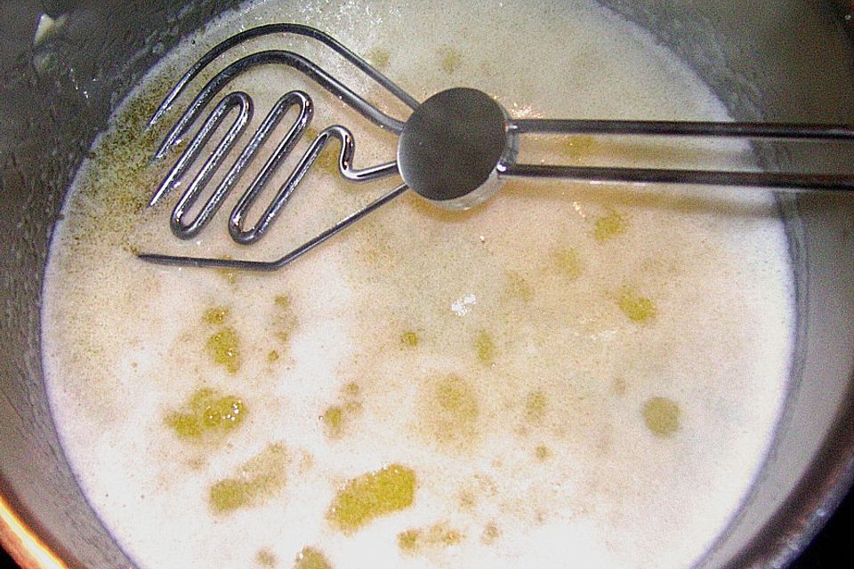 Blechkuchen mit Mandelblättchen