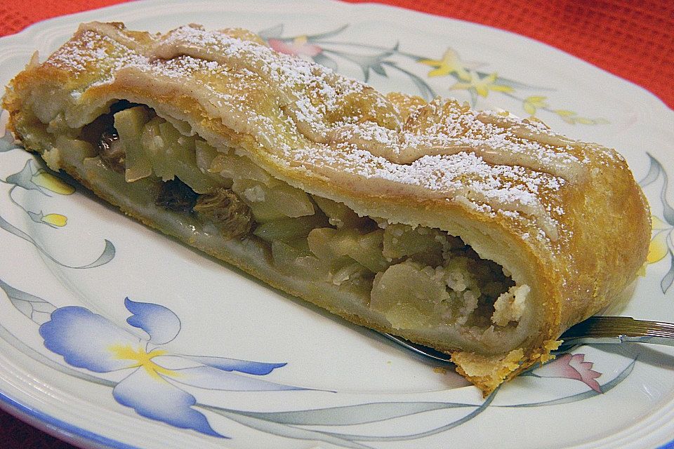 Apfelstrudel