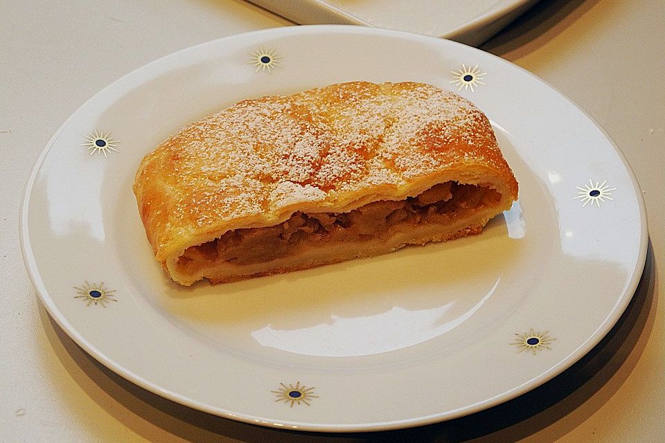 Apfelstrudel