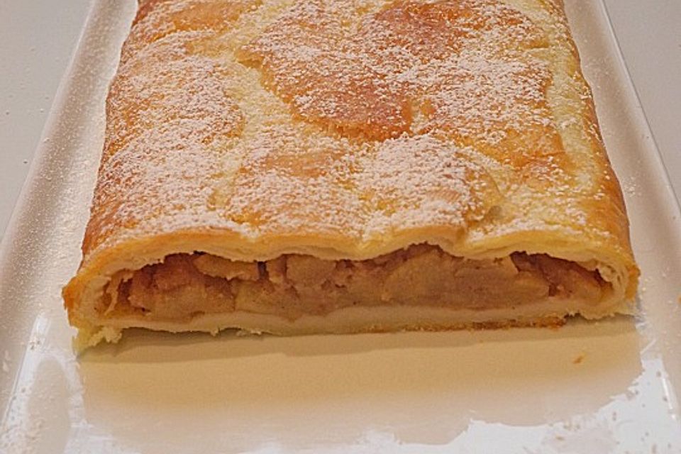 Apfelstrudel