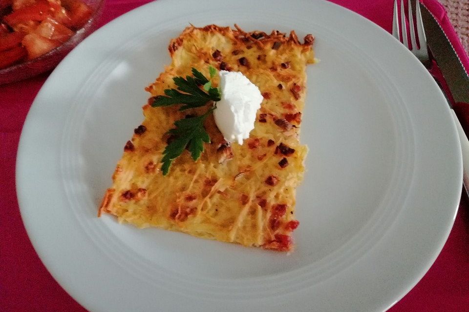 Blech-Reibekuchen mit Schinkenwürfeln