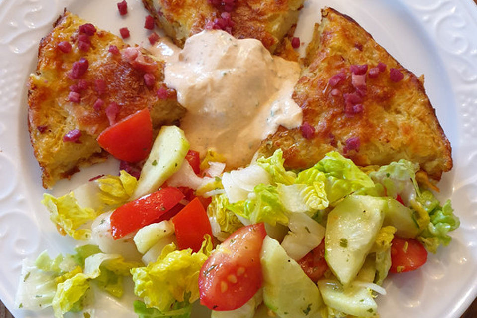 Blech-Reibekuchen mit Schinkenwürfeln