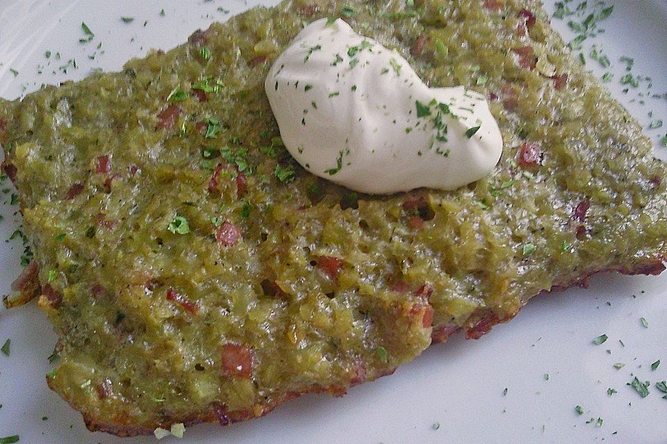 Blech-Reibekuchen mit Schinkenwürfeln