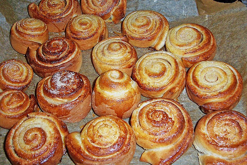 Kanelbullar (Zimtschnecken)