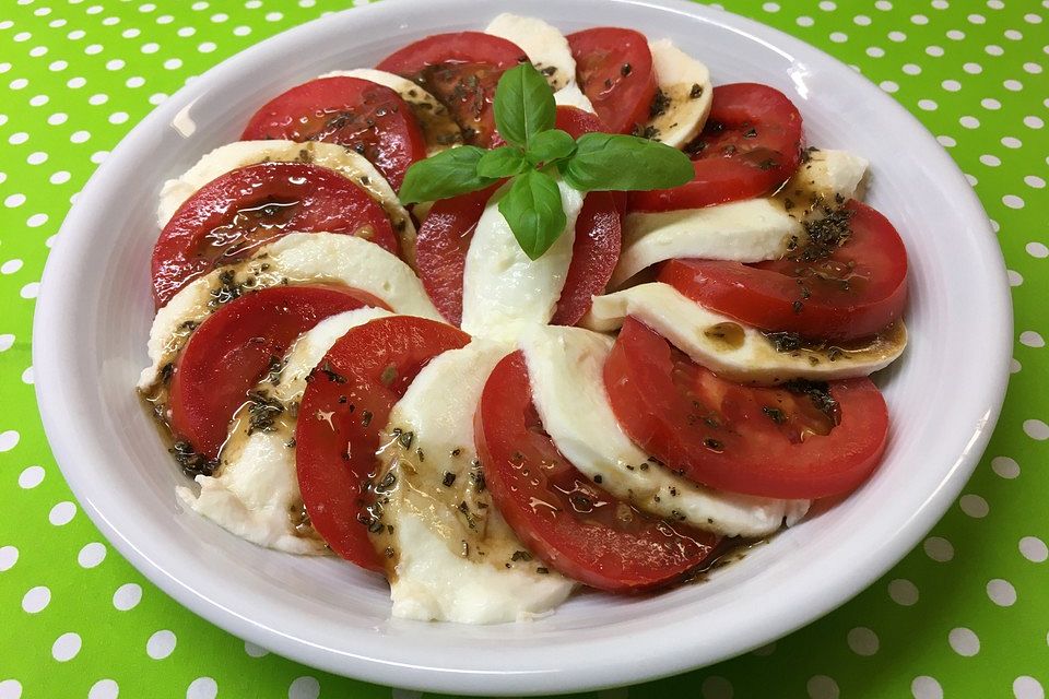 Tomaten mit Mozzarella