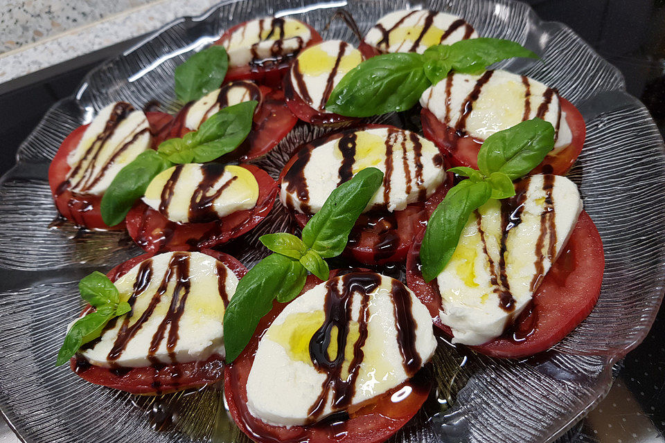 Tomaten mit Mozzarella