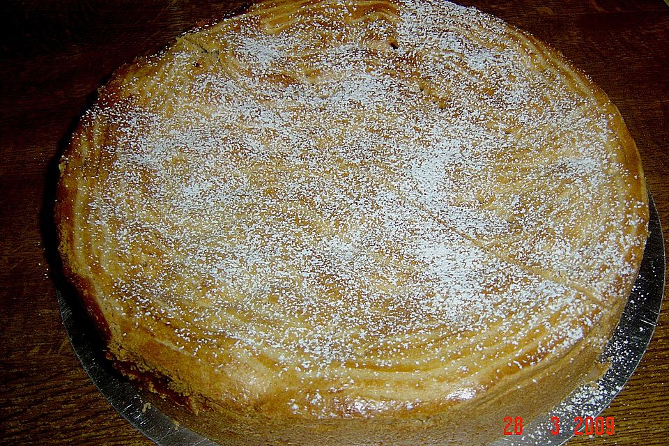 Gedeckter Apfelkuchen