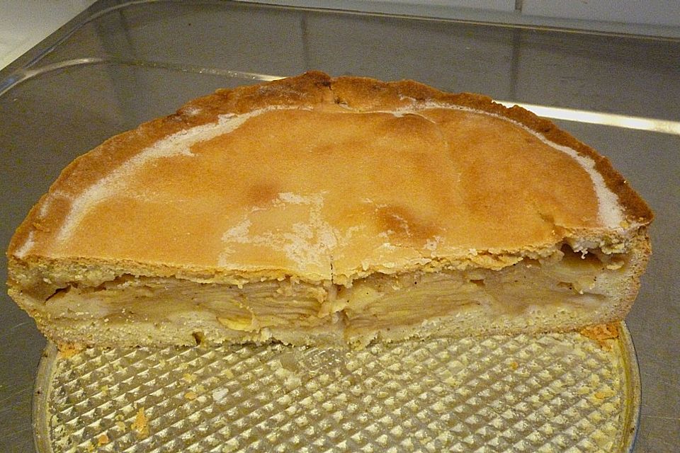 Gedeckter Apfelkuchen