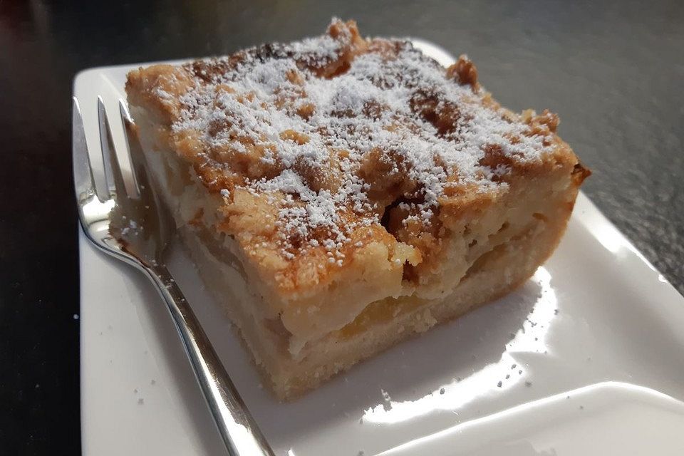 Apfel - Rahm - Streuselkuchen