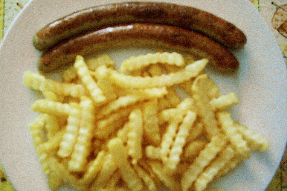 Currywurst mit Pommes frites