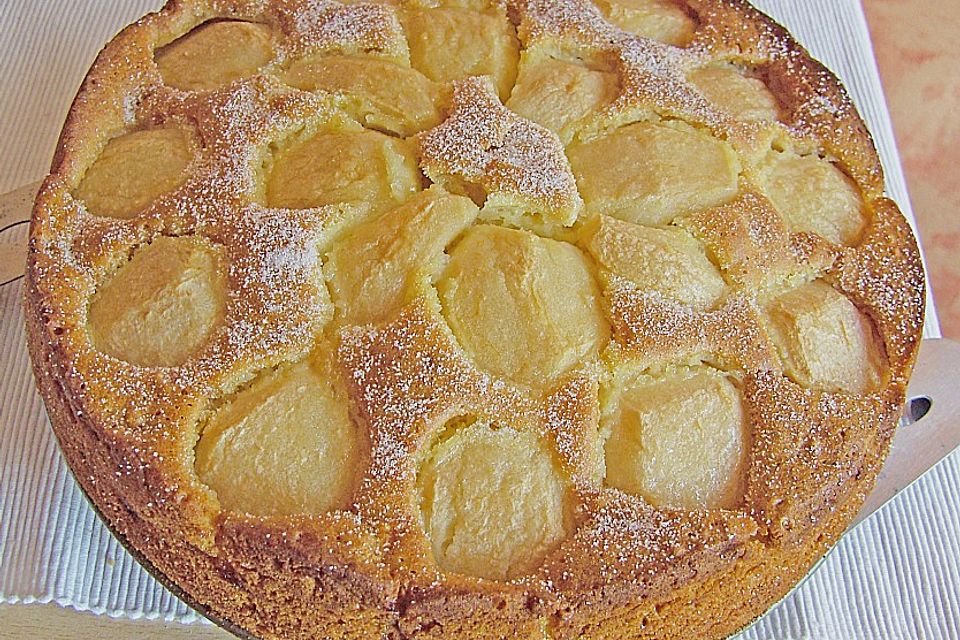 Saftiger Eierlikör - Apfel - Kuchen