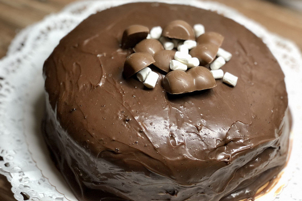 Traditioneller amerikanischer Schokoladenkuchen