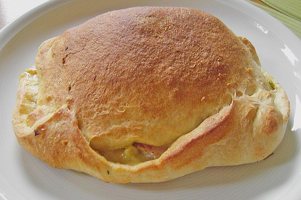 Gemüse - Schinken - Calzone