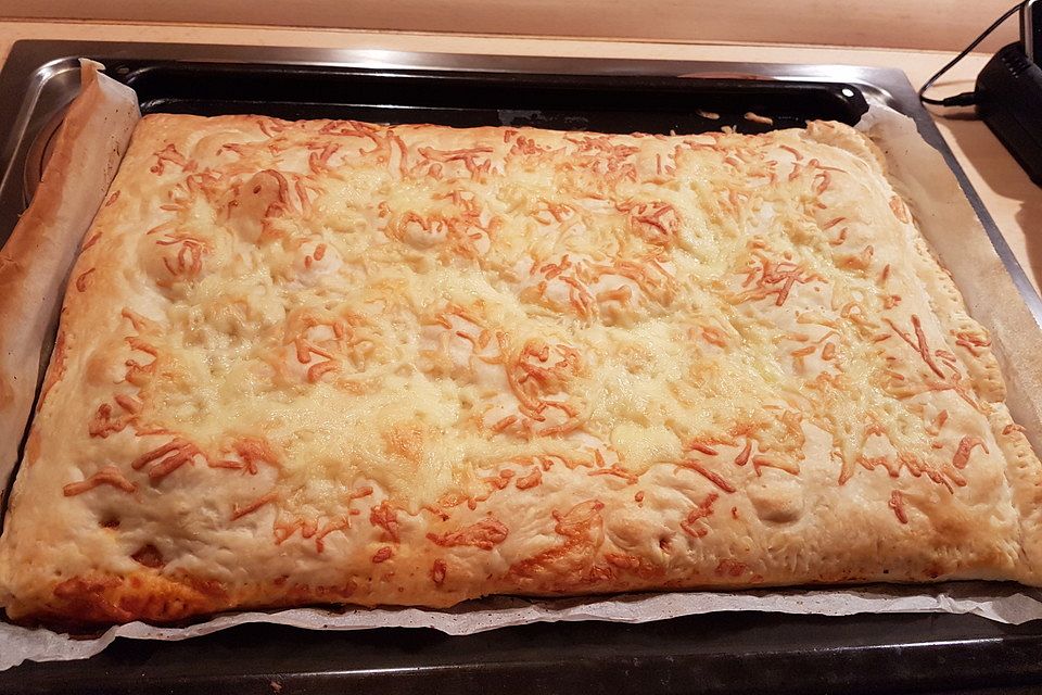 Pizzastrudel