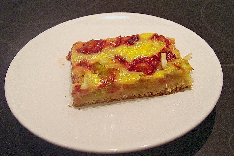 Rhabarber - Erdbeer - Kuchen