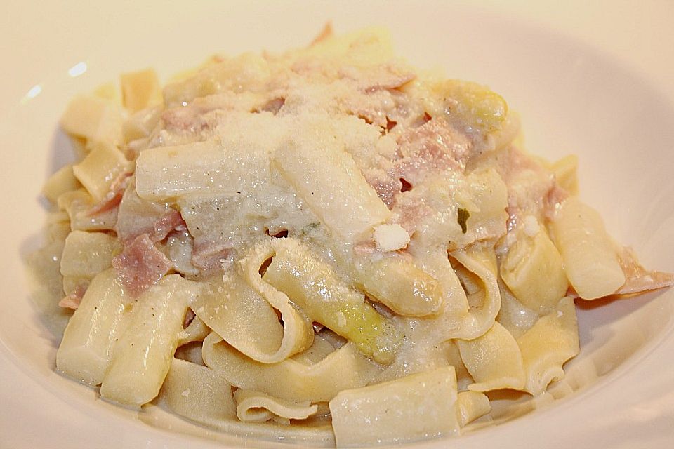 Paccheri con asparago verde