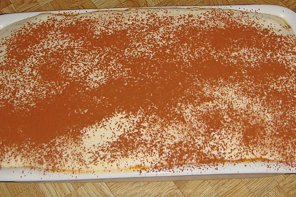 Aprikosen-Tiramisu