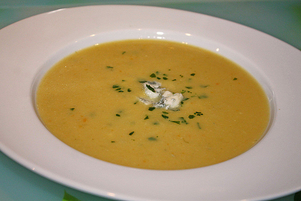 Kartoffelsuppe mit Gorgonzola