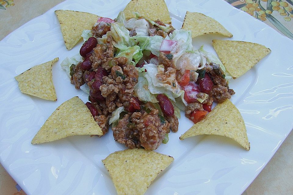 Mexicanischer Schichtsalat