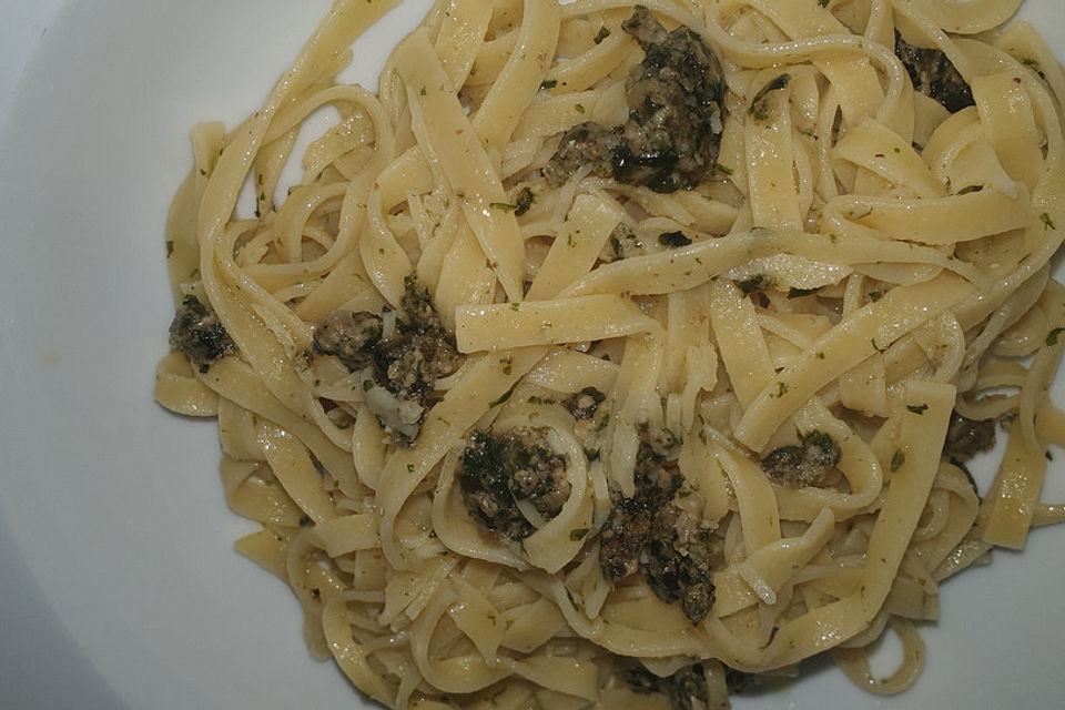 Pasta mit Bärlauchpesto