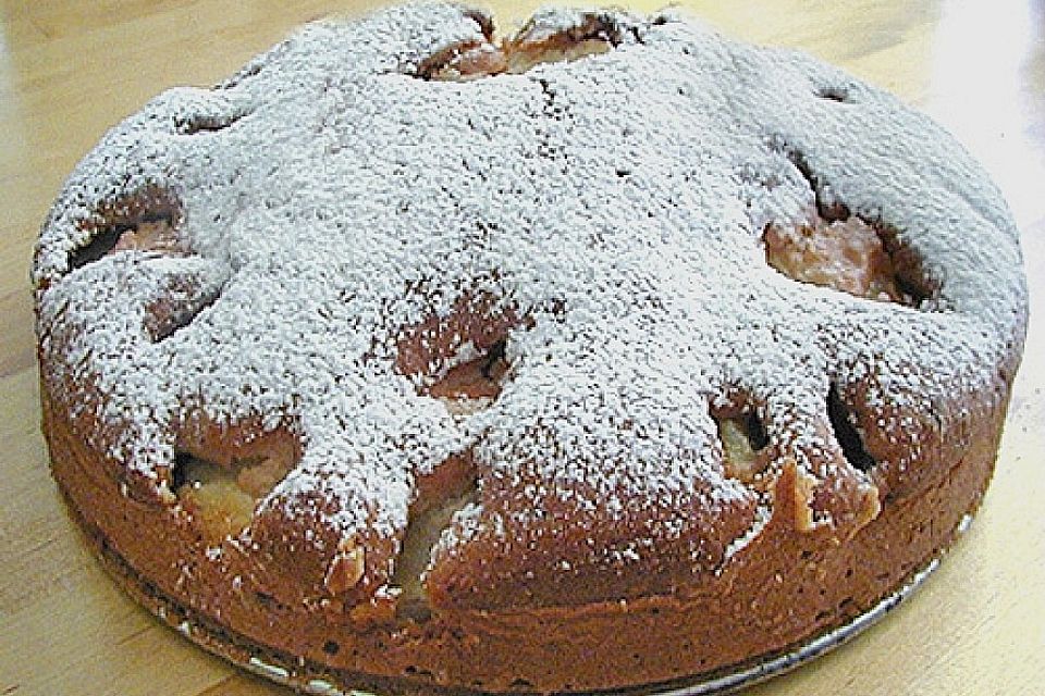 Haferflockenkuchen mit Birnen