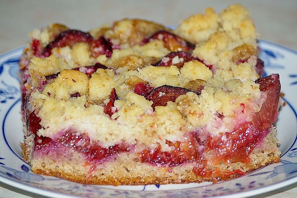 Zwetschgenkuchen mit Streusel