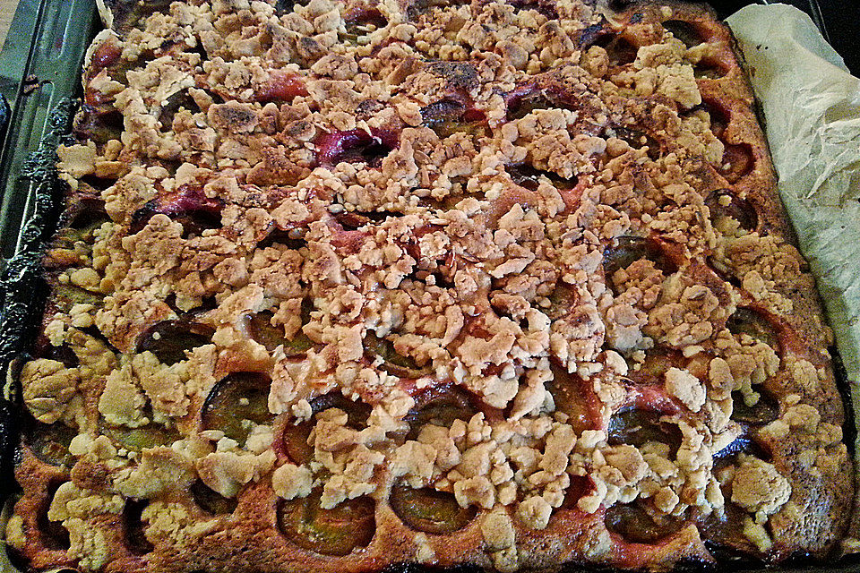 Zwetschgenkuchen mit Streusel