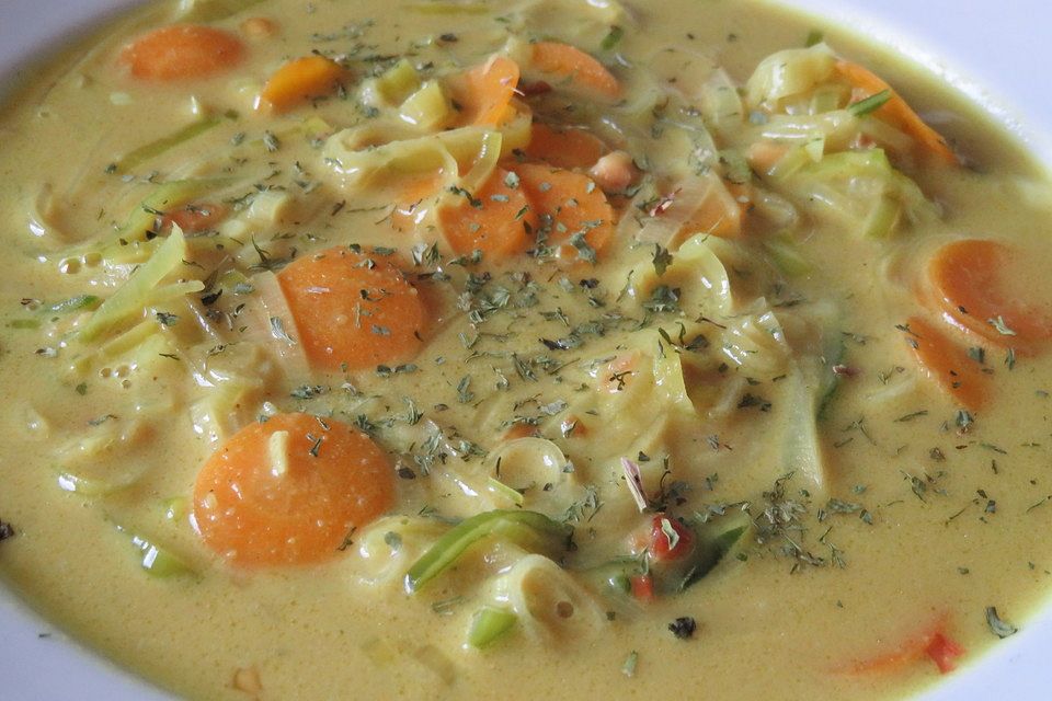 Afrikanische Erdnuss-Lauch-Suppe