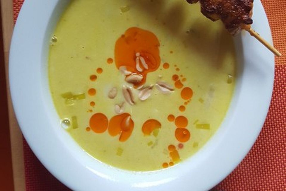 Afrikanische Erdnuss-Lauch-Suppe