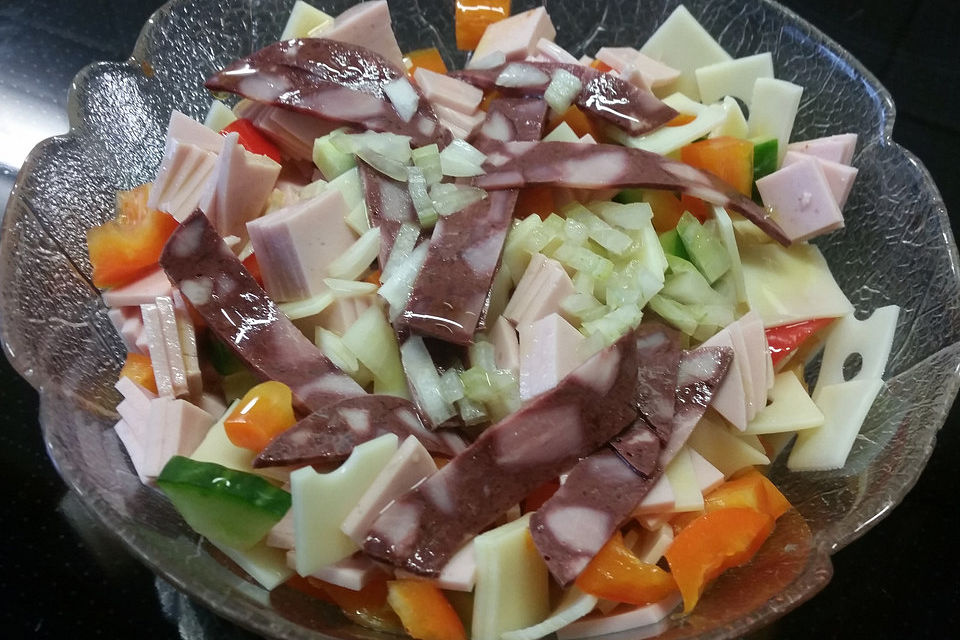 Sommer-Wurstsalat