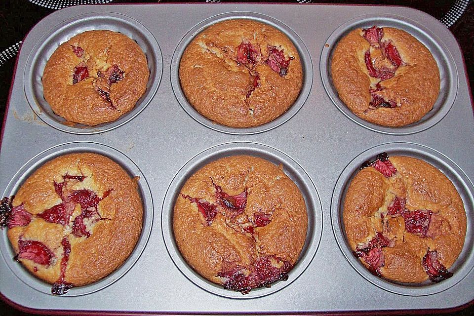 Kokos - Erdbeer - Muffins