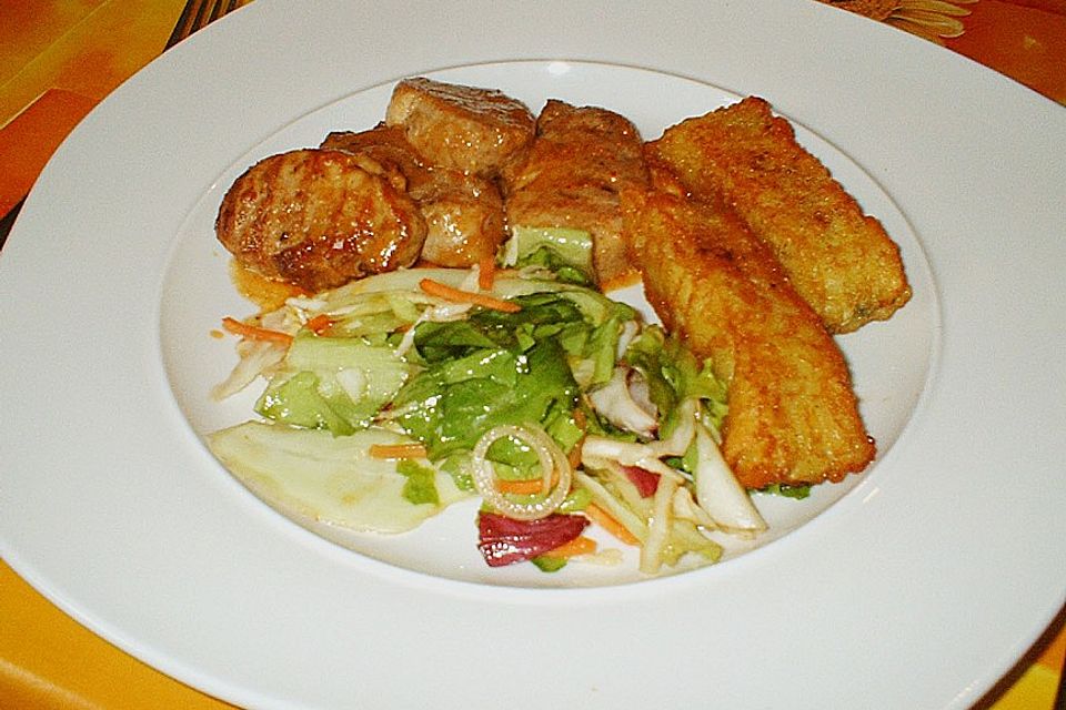 Schweinefiletmedaillons in roter Chilisauce