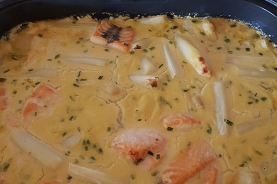 Spargelauflauf mit Lachs