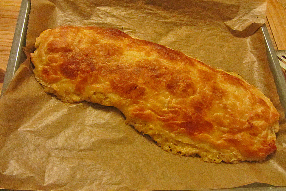 Sauerkrautstrudel