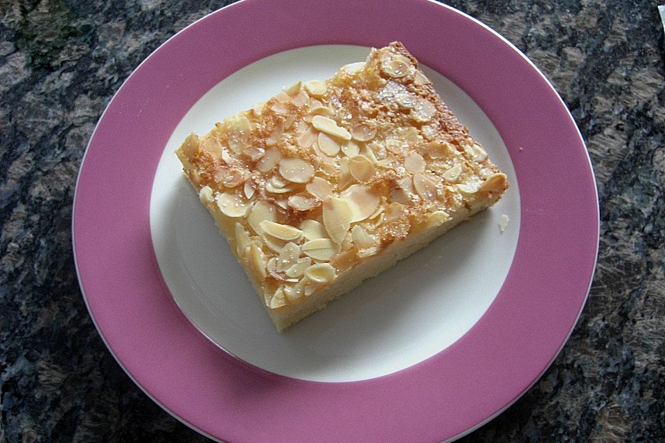 Buttermilch - Zucker - Mandel - Butterkuchen