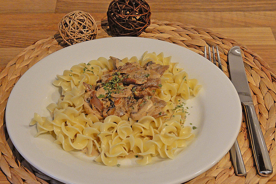 Spaghetti mit Steinpilzsauce