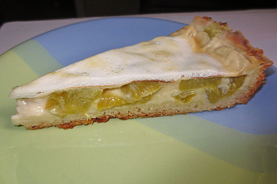 Rhabarberkuchen mit Pudding