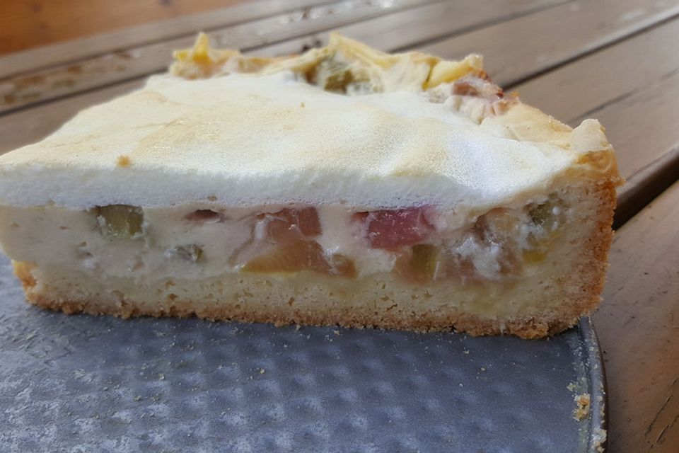 Rhabarberkuchen mit Pudding