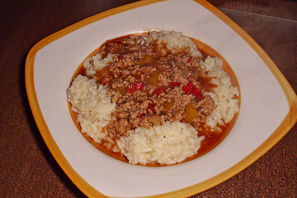 Hackfleisch - Paprika - Sauce