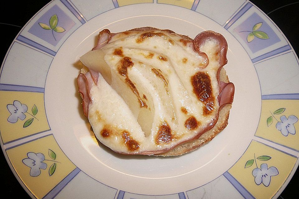 Gorgonzola Birnen-Toast