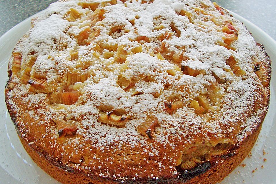 Rhabarberkuchen mit Eierlikör