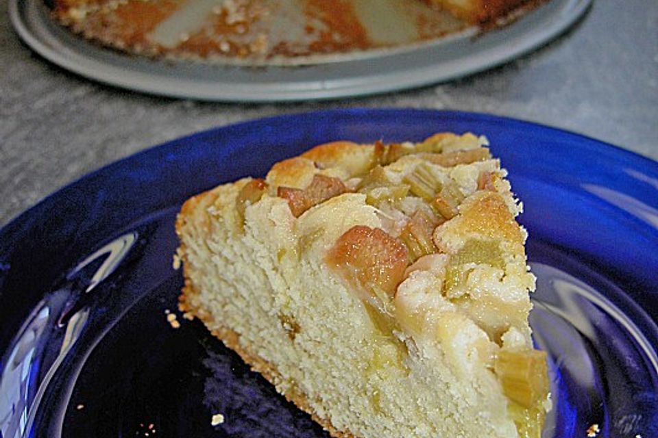 Rhabarberkuchen mit Eierlikör