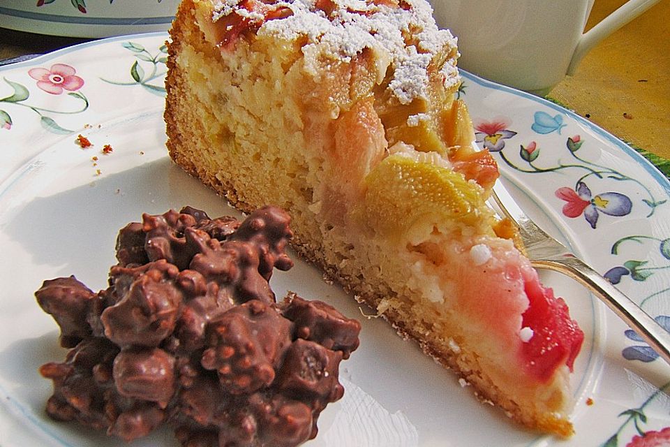 Rhabarberkuchen mit Eierlikör