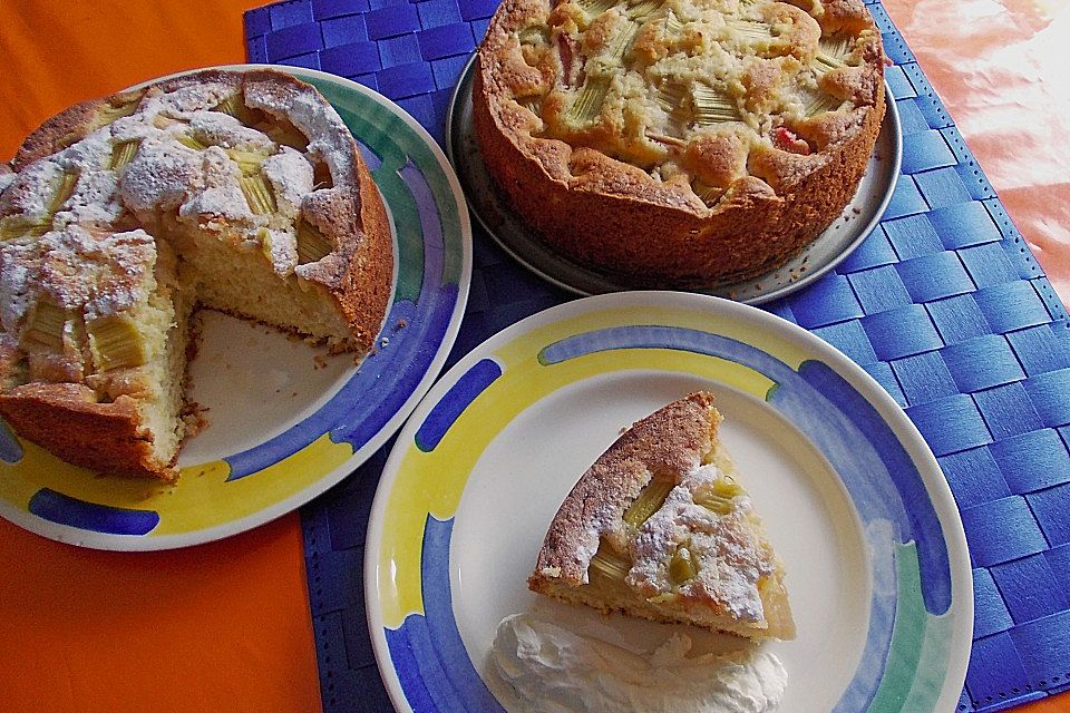 Rhabarberkuchen mit Eierlikör