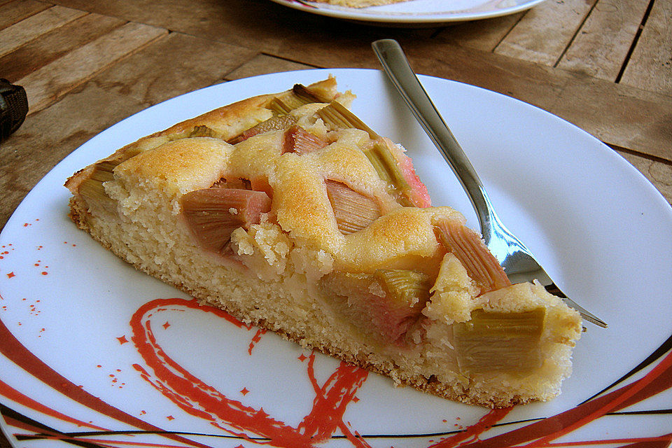 Rhabarberkuchen mit Eierlikör