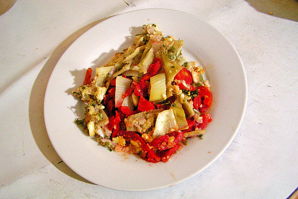 Überbackener Fenchel auf Tomatenbeet