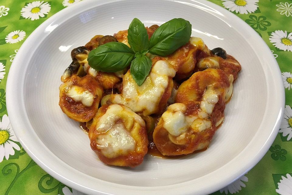 Tortellini - Oliven - Auflauf